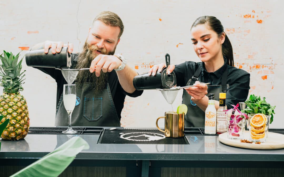 Erleben Sie das beste Gin Tasting Berlin: 30 exquisite Sorten nur einen Steinwurf vom Potsdamer Platz entfernt