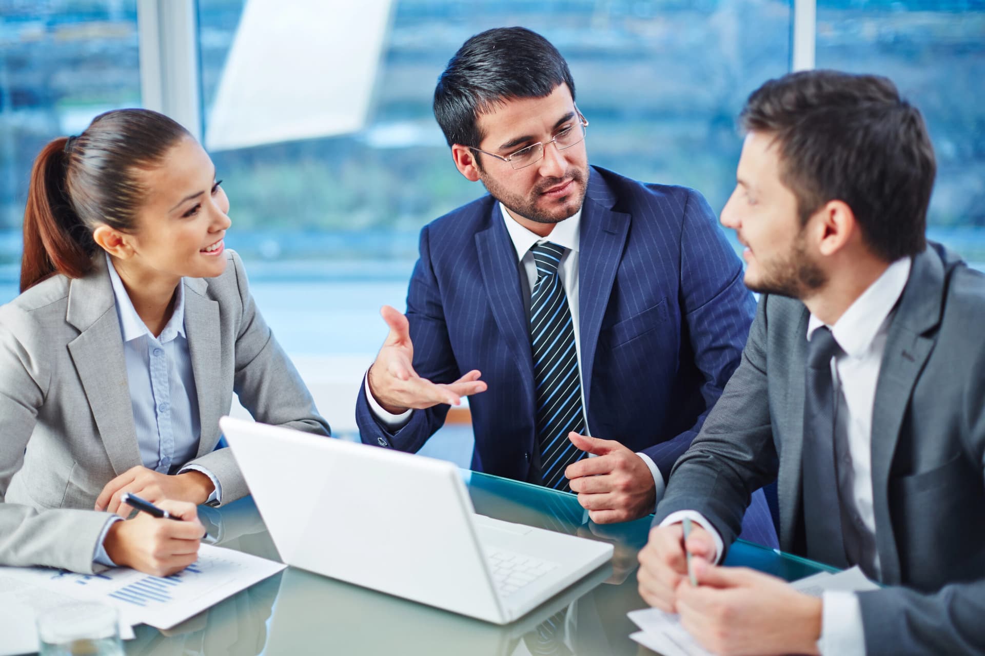 Unternehmen bauen auf die nachhaltige Arbeit unserer Headhunter